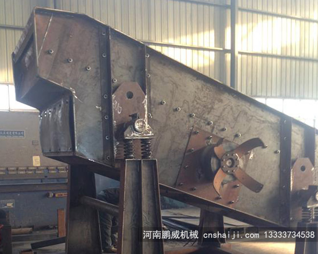 标准矿山振筛机与简易矿山振动筛价格对比