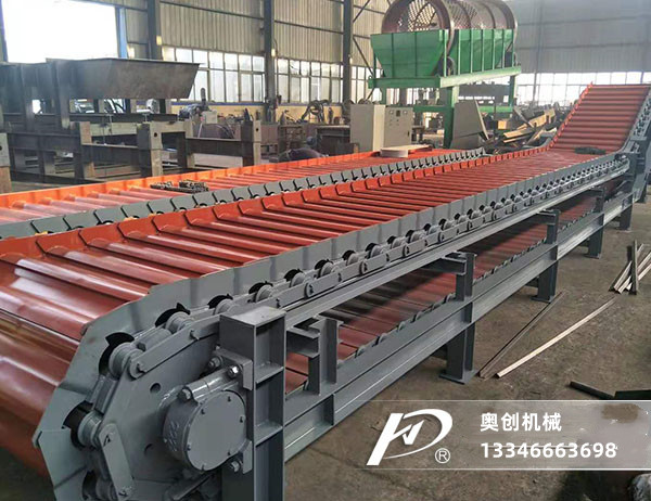 鳞板输送机生产制造专家-螺旋输送机-新乡实体输送机厂家-w66利来最给利的老牌机械_皮带输送机